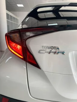 
										Toyota C-HR 125H Advance full									