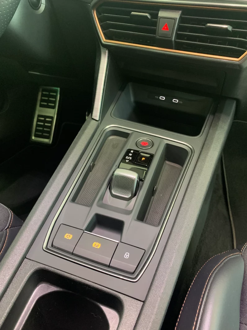 
								CUPRA Formentor 2.0 TSI 180kW 245 CV VZ DSG 5p full									