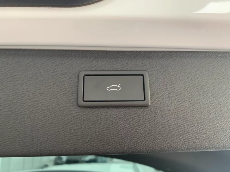 
								CUPRA Formentor 2.0 TSI 180kW 245 CV VZ DSG 5p full									