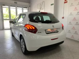 
										Peugeot 208 Active 1.6 BHDi 75 full									