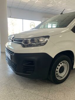 
										Citroen Berlingo Talla M BlueHDi 100 full									