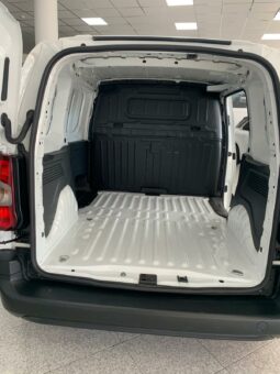 
										Citroen Berlingo Talla M BlueHDi 100 full									