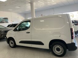 
										Citroen Berlingo Talla M BlueHDi 100 full									