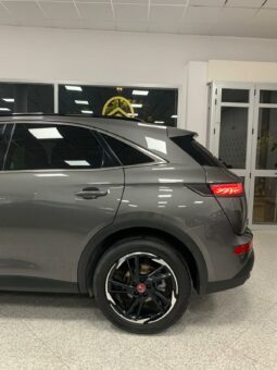 
										DS7 Crossback 2.0 BHDI Performance Line 180CV full									