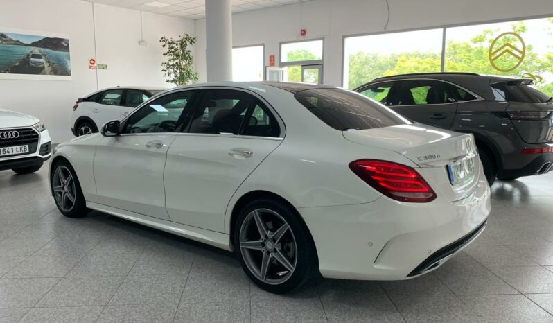 
								Mercedes Clase C C300 H AMG LIN full									