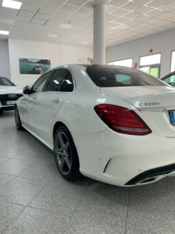 
										Mercedes Clase C C300 H AMG LIN full									