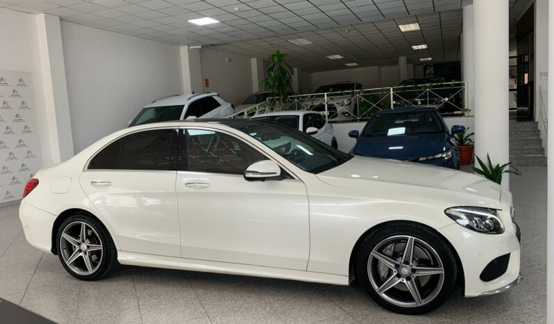 
								Mercedes Clase C C300 H AMG LIN full									