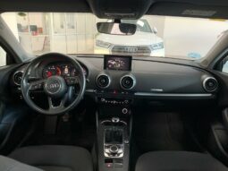 
										Audi A3 Sedan 1.6 TDI 115CV full									