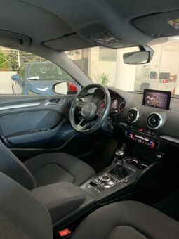 
										Audi A3 Sedan 1.6 TDI 115CV full									