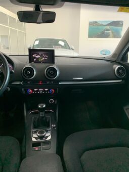 
										Audi A3 Sedan 1.6 TDI 115CV full									