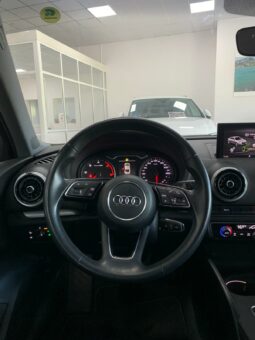 
										Audi A3 Sedan 1.6 TDI 115CV full									