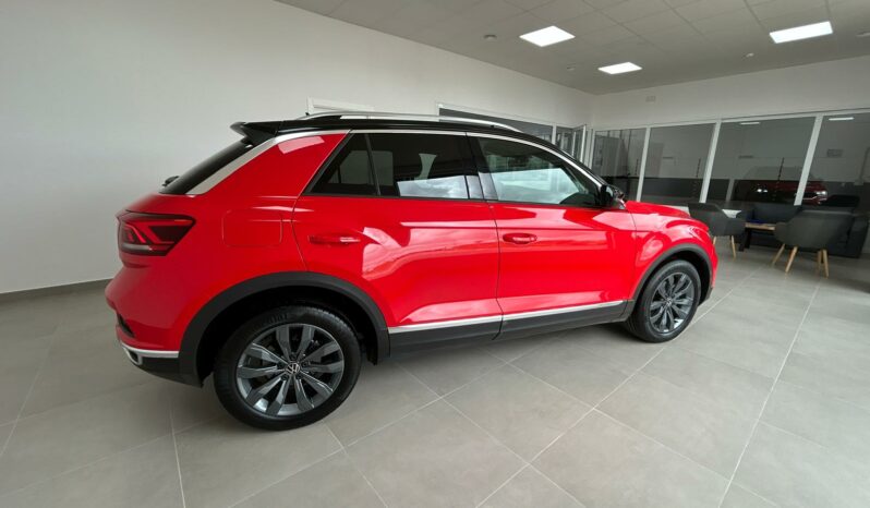 
								Volkswagen T-ROC 1.5 TSI Sport 150CV DSG7 full									