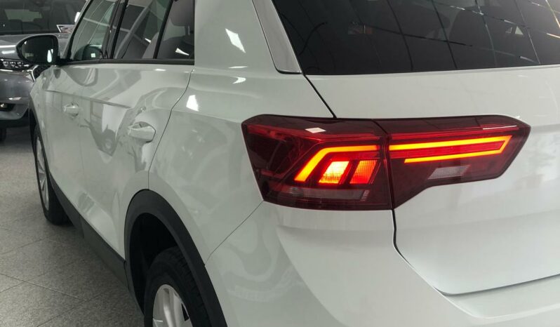 
								Volkswagen T-Roc 2.0 TDI Life 115cv full									