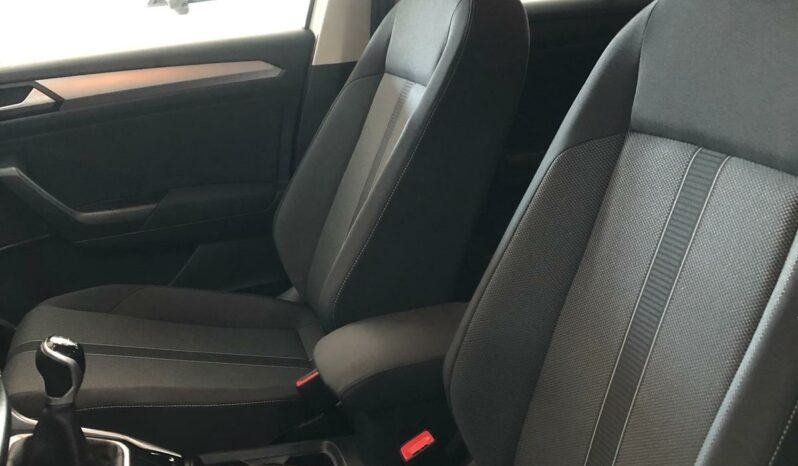 
								Volkswagen T-Roc 2.0 TDI Life 115cv full									
