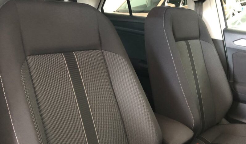 
								Volkswagen T-Roc 2.0 TDI Life 115cv full									