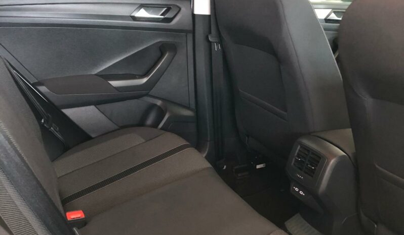 
								Volkswagen T-Roc 2.0 TDI Life 115cv full									