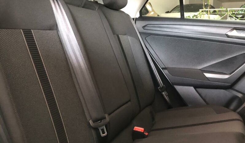 
								Volkswagen T-Roc 2.0 TDI Life 115cv full									