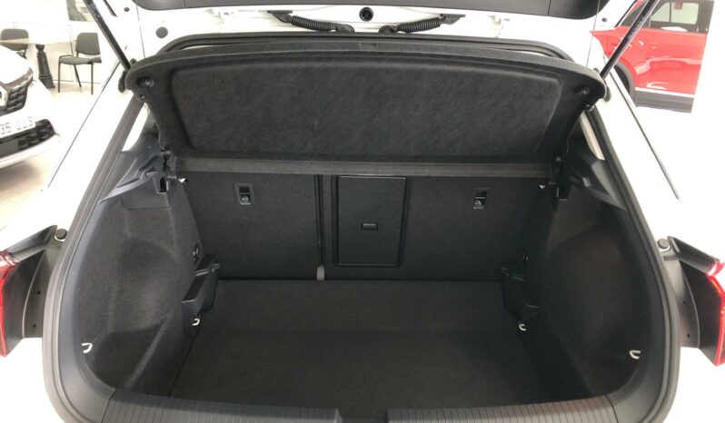 
								Volkswagen T-Roc 2.0 TDI Life 115cv full									