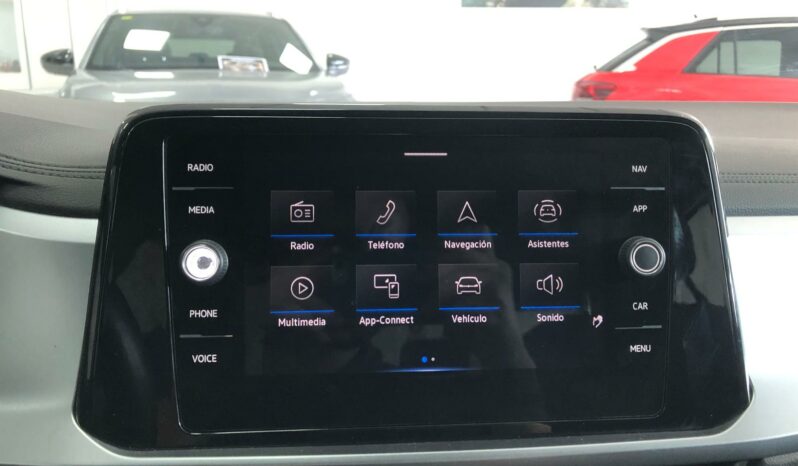 
								Volkswagen T-Roc 2.0 TDI Life 115cv full									