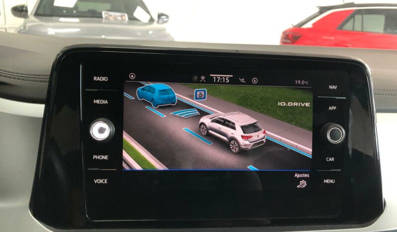 
								Volkswagen T-Roc 2.0 TDI Life 115cv full									
