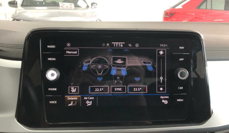 
								Volkswagen T-Roc 2.0 TDI Life 115cv full									