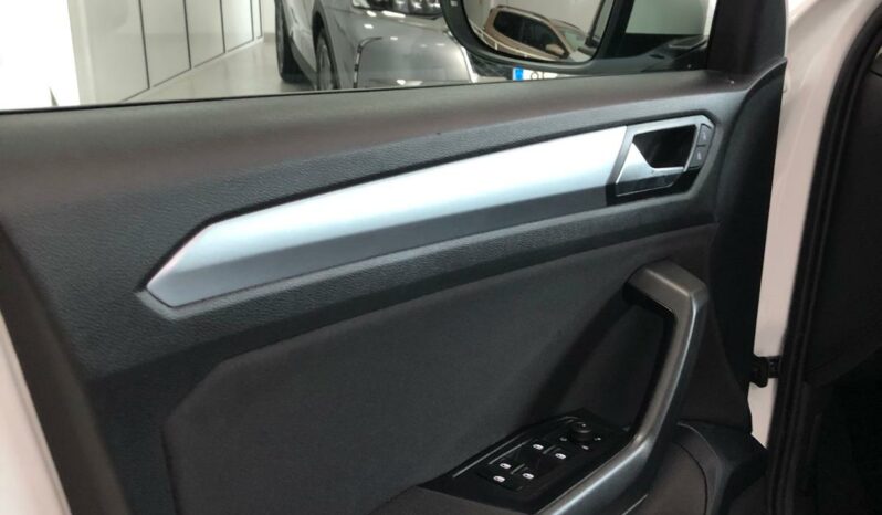 
								Volkswagen T-Roc 2.0 TDI Life 115cv full									