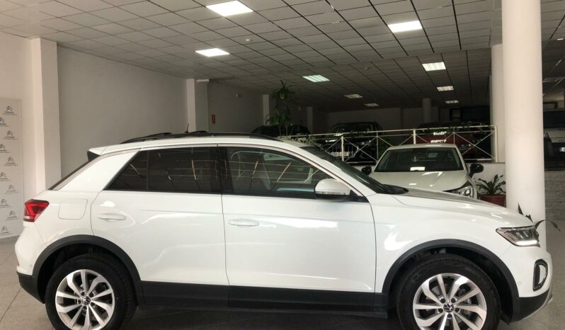 
								Volkswagen T-Roc 2.0 TDI Life 115cv full									
