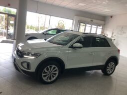 
										Volkswagen T-Roc 2.0 TDI Life 115cv full									