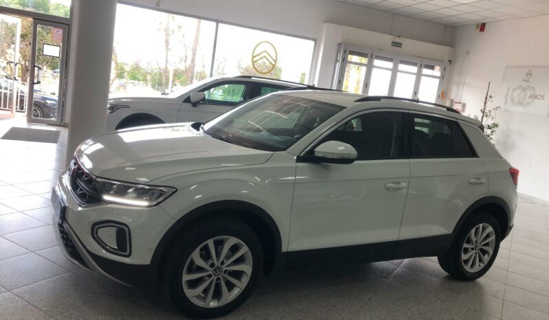 
								Volkswagen T-Roc 2.0 TDI Life 115cv full									