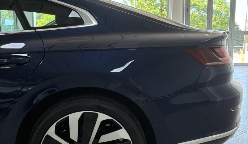 
								Volkswagen Arteon 2.0TDI R-LINE 150CV DSG7 full									