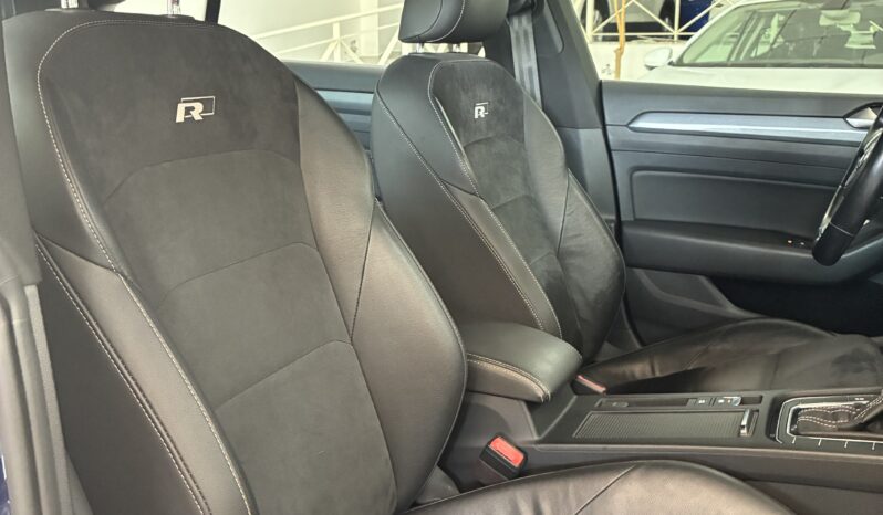 
								Volkswagen Arteon 2.0TDI R-LINE 150CV DSG7 full									