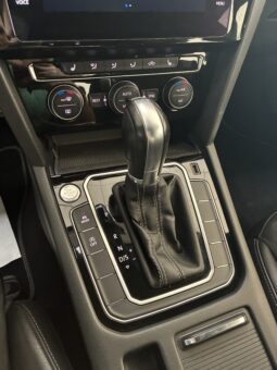 
										Volkswagen Arteon 2.0TDI R-LINE 150CV DSG7 full									