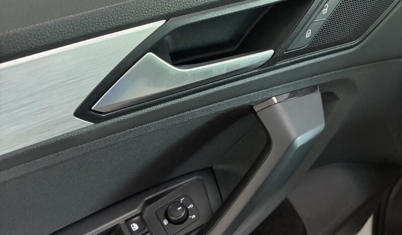 
								Volkswagen Tiguan 2.0tdi Advanced 150CV full									