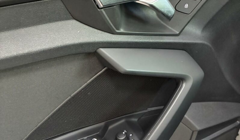 
								Audi A3 30TDI STRONIC full									