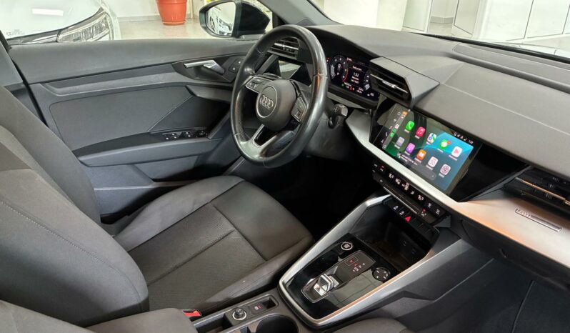 
								Audi A3 30TDI STRONIC full									