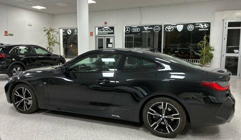 
								BMW Serie 4 Coupe 420D M Sport full									