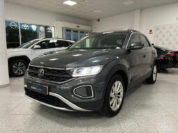 
										Volkswagen T-Roc 2.0 TDI  Life 115cv full									