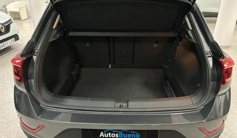 
								Volkswagen T-Roc 2.0 TDI  Life 115cv full									