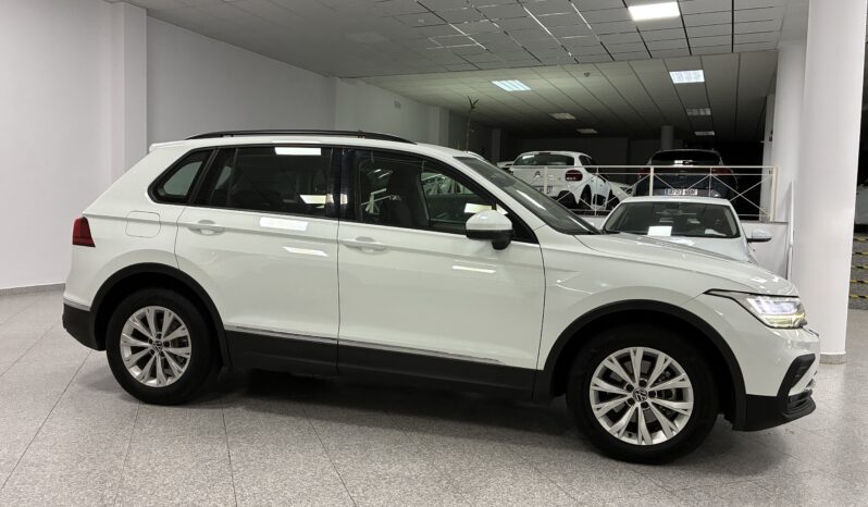 
								Volkswagen Tiguan 2.0Tdi 115CV full									
