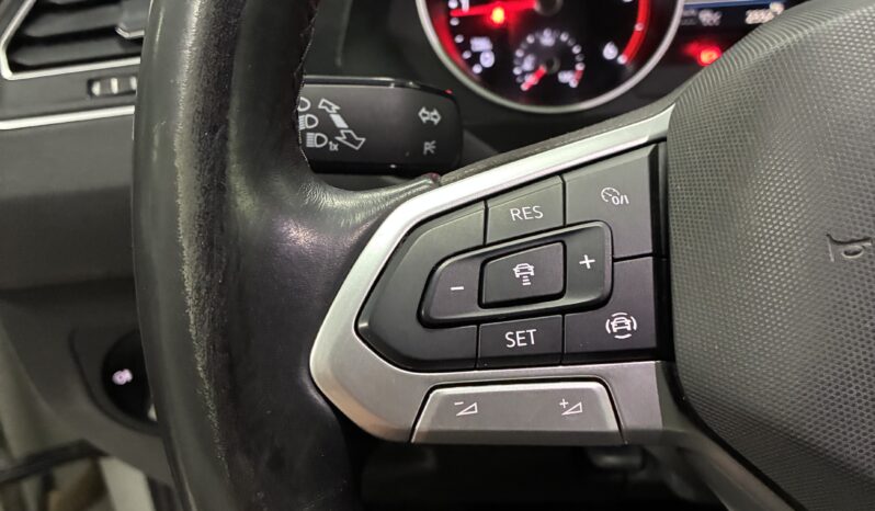 
								Volkswagen Tiguan 2.0Tdi 115CV full									