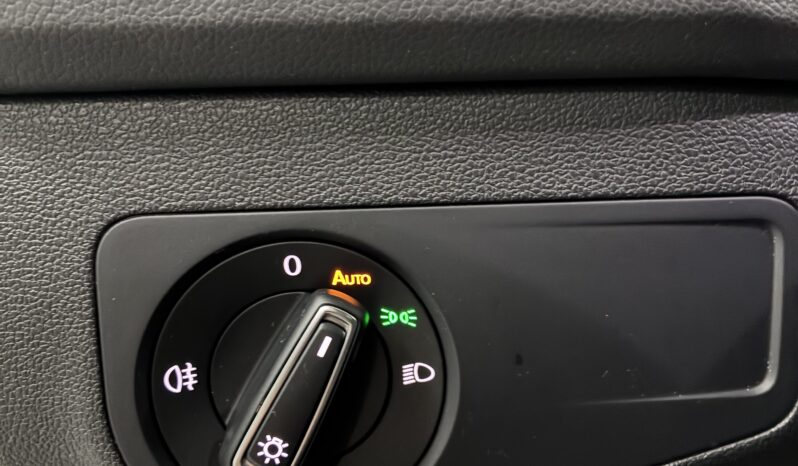 
								Volkswagen Tiguan 2.0Tdi 115CV full									