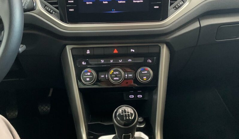 
								Volkswagen T-ROC 1.6TDI Advanced 115CV full									