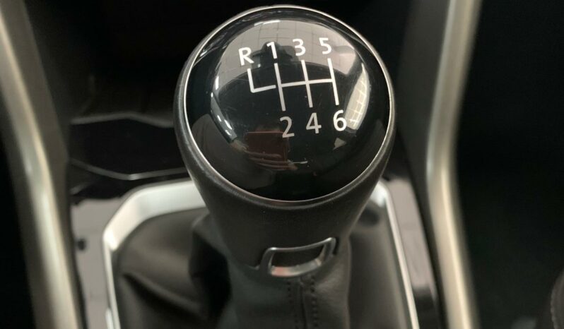 
								Volkswagen T-ROC 1.6TDI Advanced 115CV full									