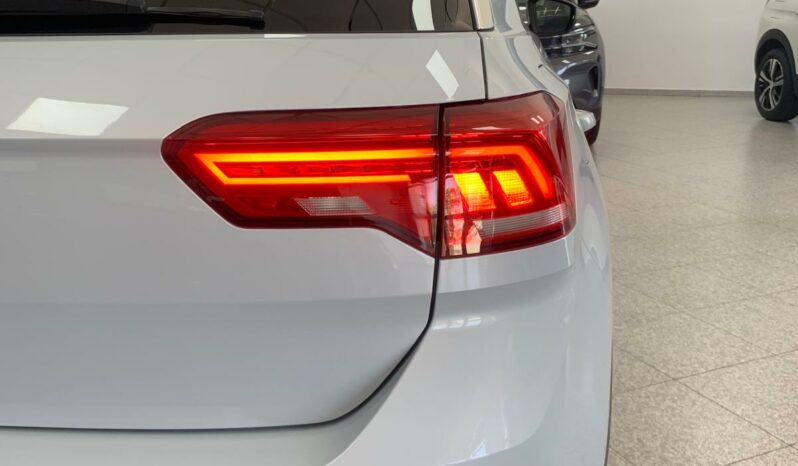 
								Volkswagen T-ROC 1.6TDI Advanced 115CV full									