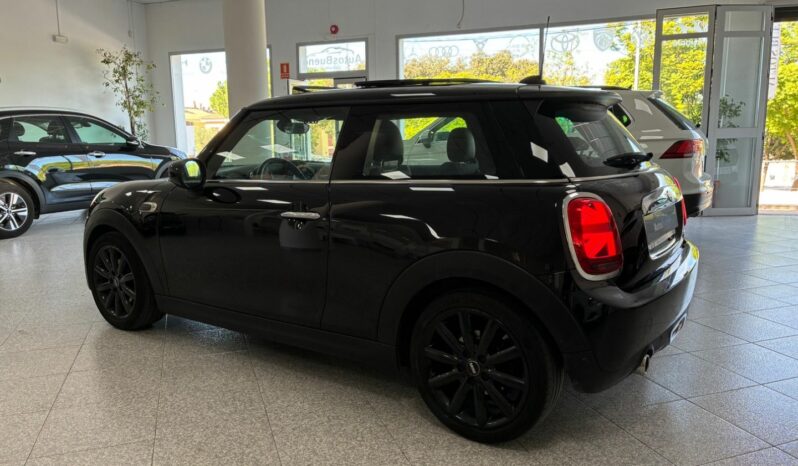 
								Mini Cooper full									