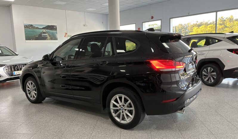 
								BMW X1 Sdrive 16d Business full									
