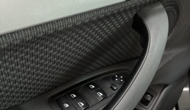 
								BMW X1 Sdrive 16d Business full									