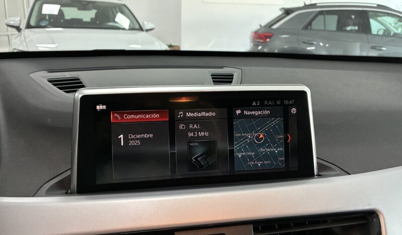 
								BMW X1 Sdrive 16d Business full									