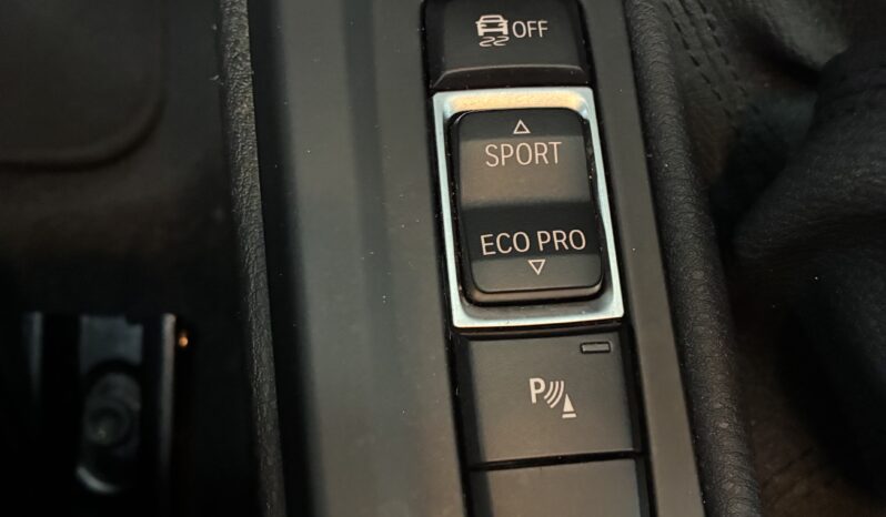 
								BMW X1 Sdrive 16d Business full									