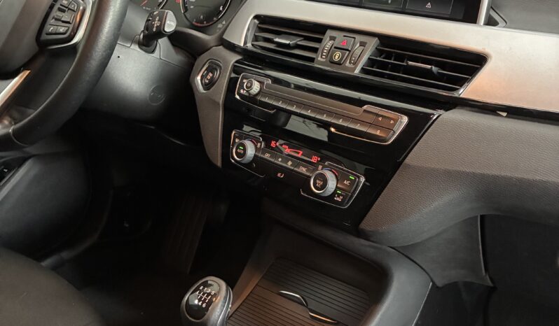 
								BMW X1 Sdrive 16d Business full									